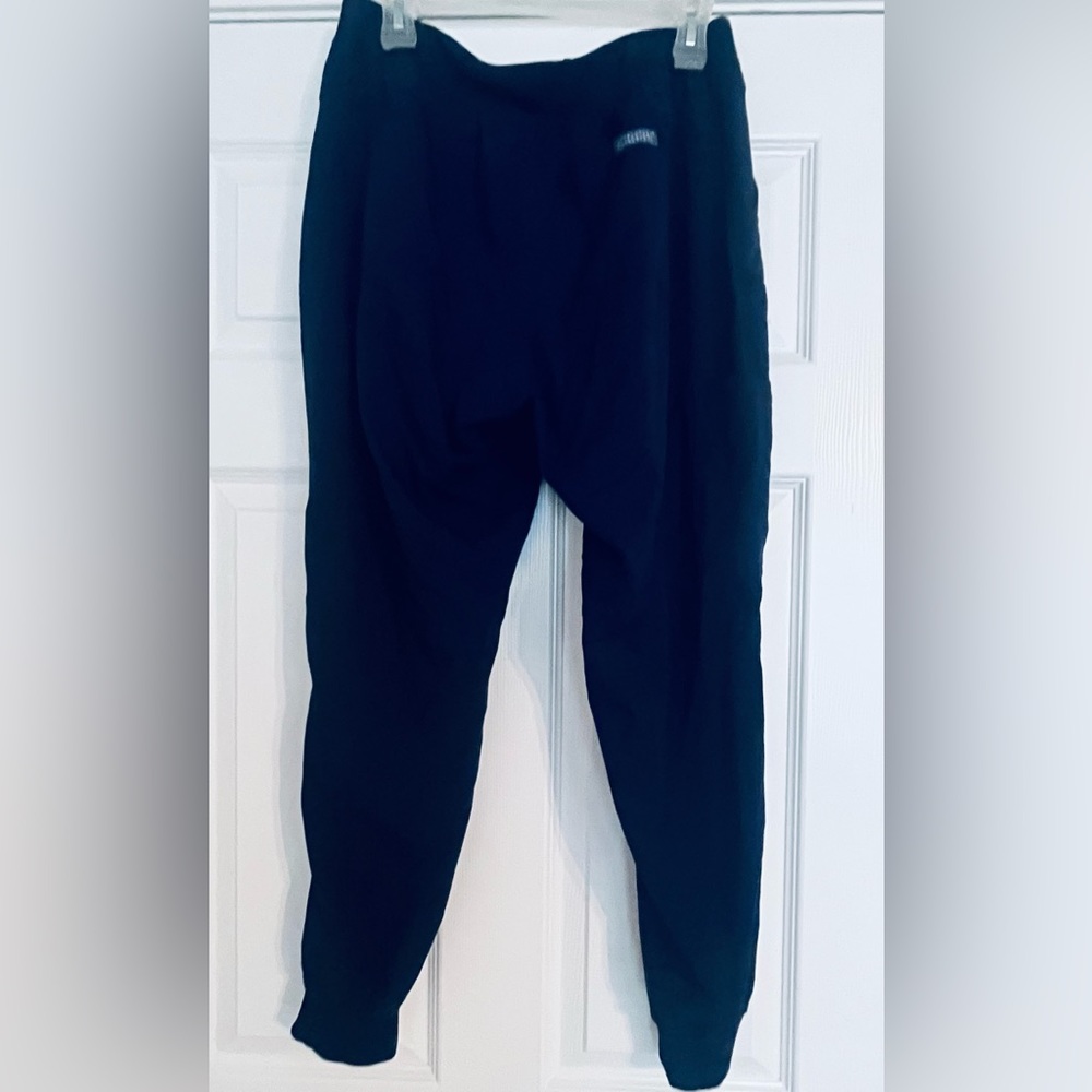 Med Couture womens jogger scrub pants size Large.